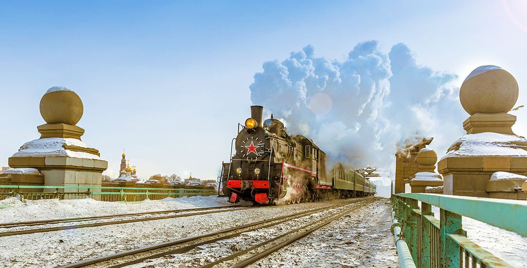 El Tren Transsiberiano en invierno es una experiencia extraordinaria TREN TRANSSIBERIANO TREN GOLDEN EAGLE TREN RUSIA VIAJE RUSIA CHINA EN TREN TREN DE LUJO GOLDEN EAGLE CRUCEROS EN TREN GOLDEN EAGLE #GoldenEagle #Transsiberiano #TrenRusia #RussiaTrain #GoldenEagleTrain #Moscu #Vladivostok #Pekin #SanPetersburgo